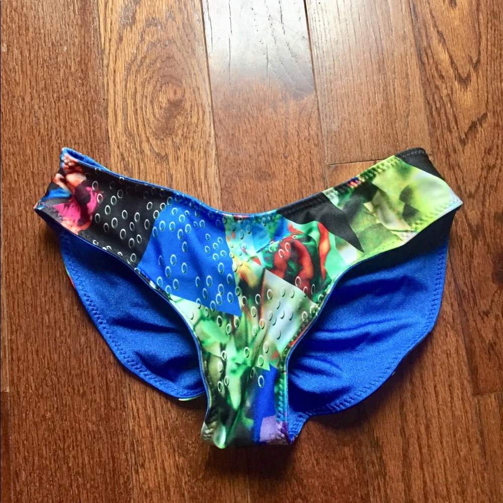 Bikini bottoms